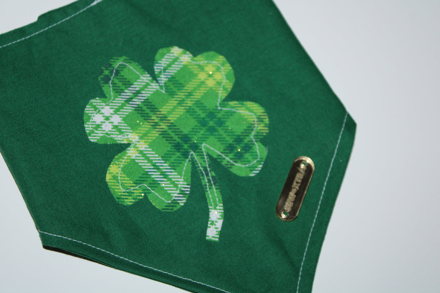 clover exclusive bandana!