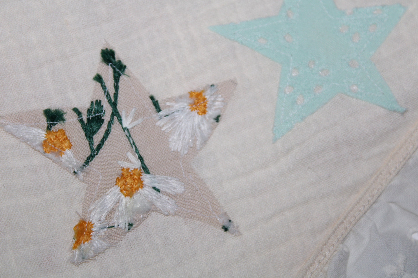 stars + trim exclusive bandana!