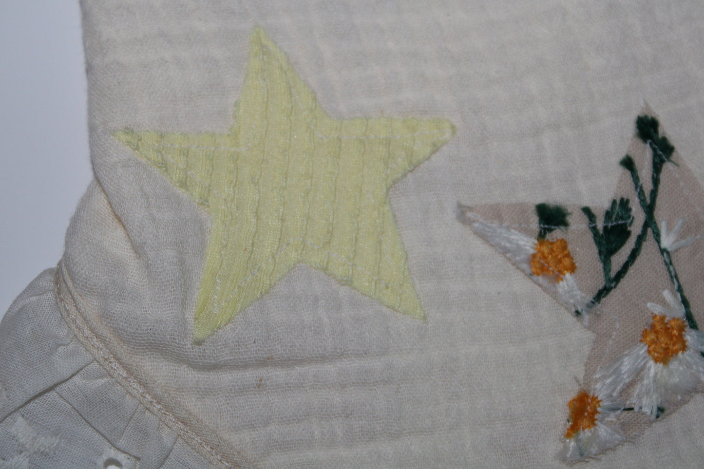 stars + trim exclusive bandana!