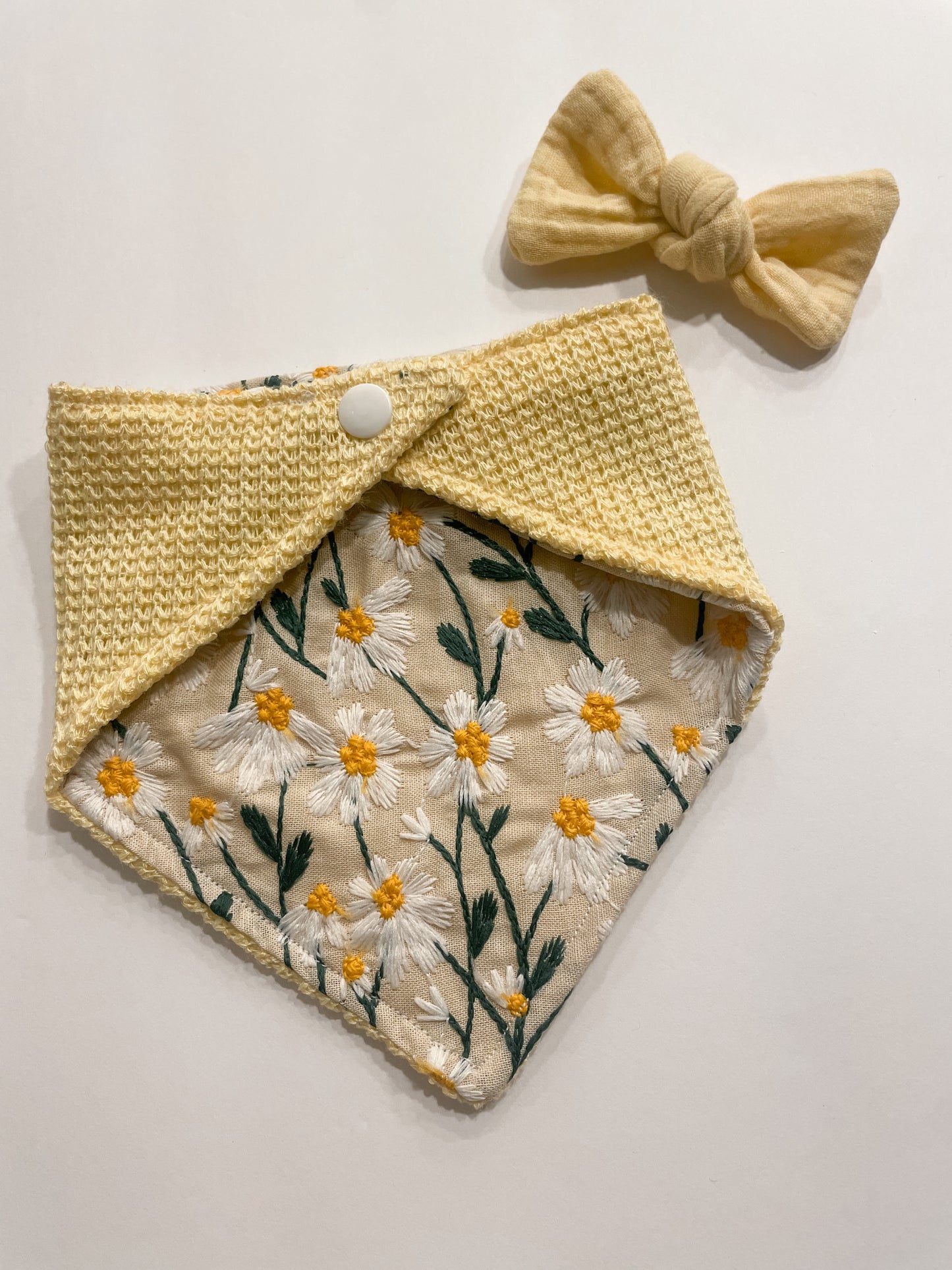 embroidered “daisy” bandana