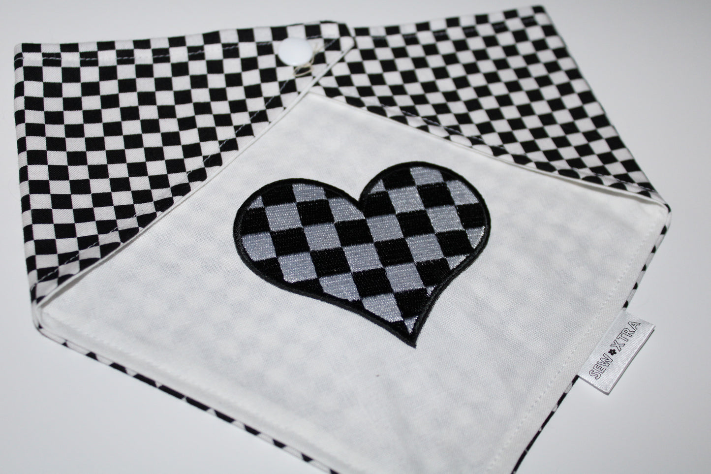 checkered heart exclusive bandana!