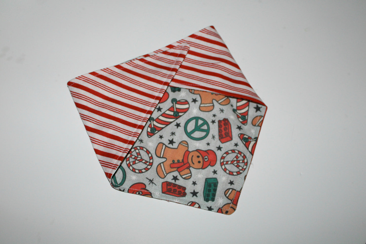 “Skateboarding Gingerbread” bandana