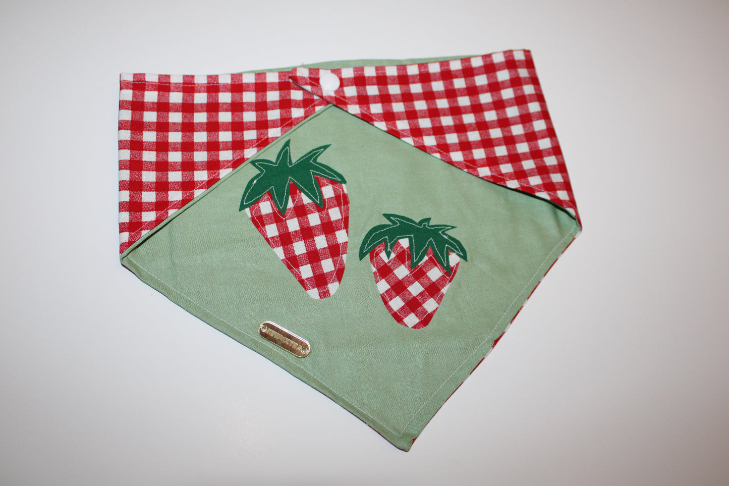 strawberry exclusive bandana!